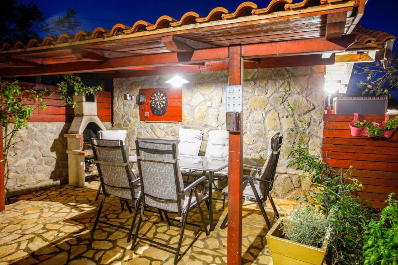 Holiday Home Casa Bianca Malinska Luaran gambar