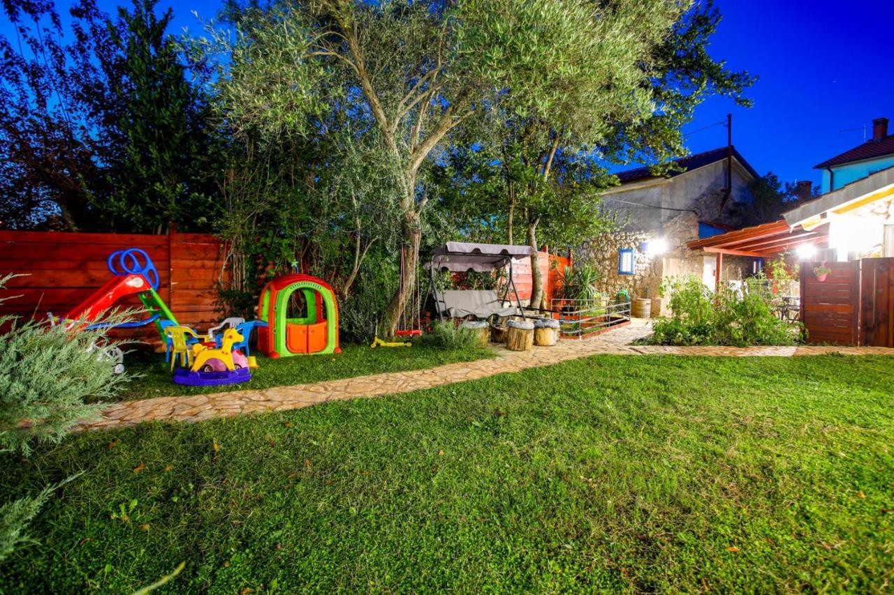 Holiday Home Casa Bianca Malinska Luaran gambar
