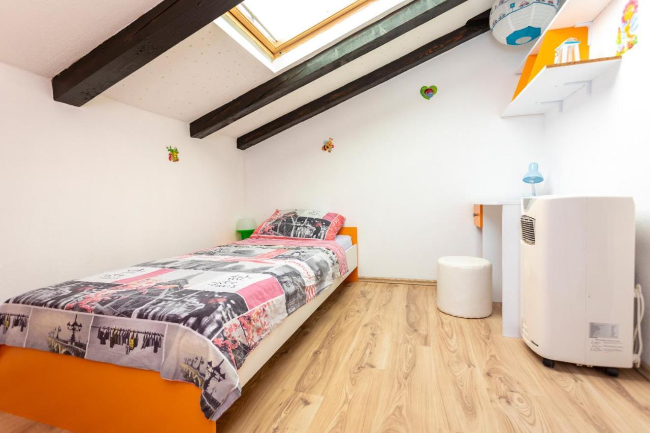 Holiday Home Casa Bianca Malinska Luaran gambar
