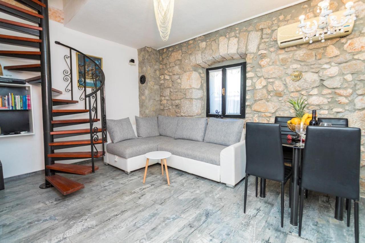 Holiday Home Casa Bianca Malinska Luaran gambar